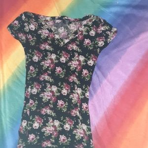 S Rue 21 flower tee
